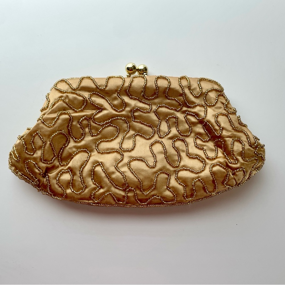 Elegant Gold Vintage Beaded Clutch - Picture 2 of 4